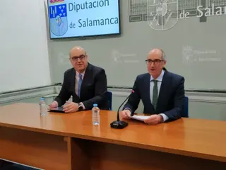 Carlos García Sierra y Javier Iglesias presentan las ayudas para abrir bares en los municipios de Salamanca