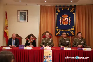 Entrega premios escolares %22Carta a una militar española%2211