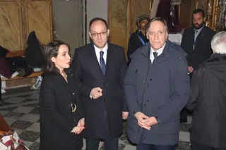 El alcalde de Salamanca, Carlos García Carbayo, asiste al acto de hermanamiento entre la Ilustre Cofradía de la Santa Vera Cruz y la Hermandad del Santísimo Cristo de la Expiración-Cofradía del Silencio de Ciudad Rodrigo.