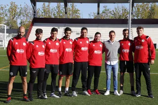 Alberto Plácido, junto con los miembros del cuerpo técnico / FOTO SALAMANCA24HORAS.COM
