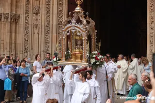 Eucaristía y procesión Corpus Christi (1)