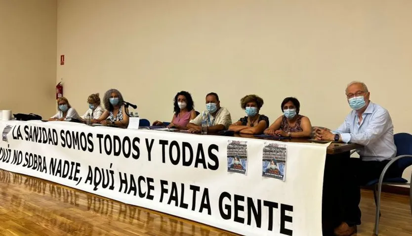 Rueda de prensa de la Junta de Personal de Salamanca para convocar una nueva movilización frente al nuevo Hospital