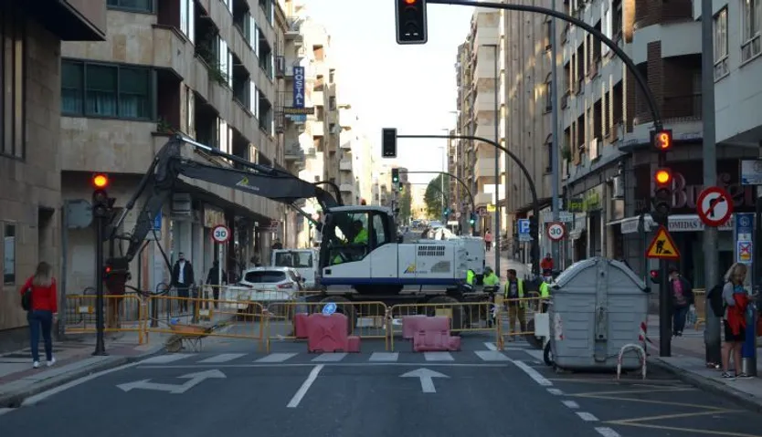 El acceso a la avenida de Italia desde la Puerta de Zamora, cortada al tráfico durante las próximas semanas