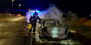 Arde un coche en Babilafuente