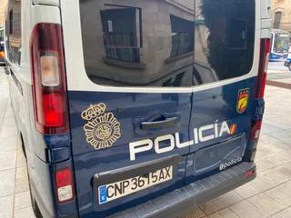 Furgón Policía Nacional.