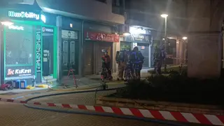 Incendio de un patinete en una tienda en el paseo de Carmelitas | FOTO SALAMANCA24HORAS.COM
