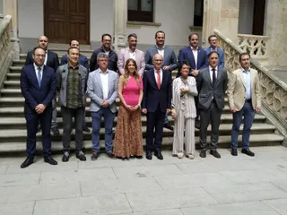 Diputación Salamanca. Firma del manifiesto en defensa de las comunicaciones ferroviarias (6)