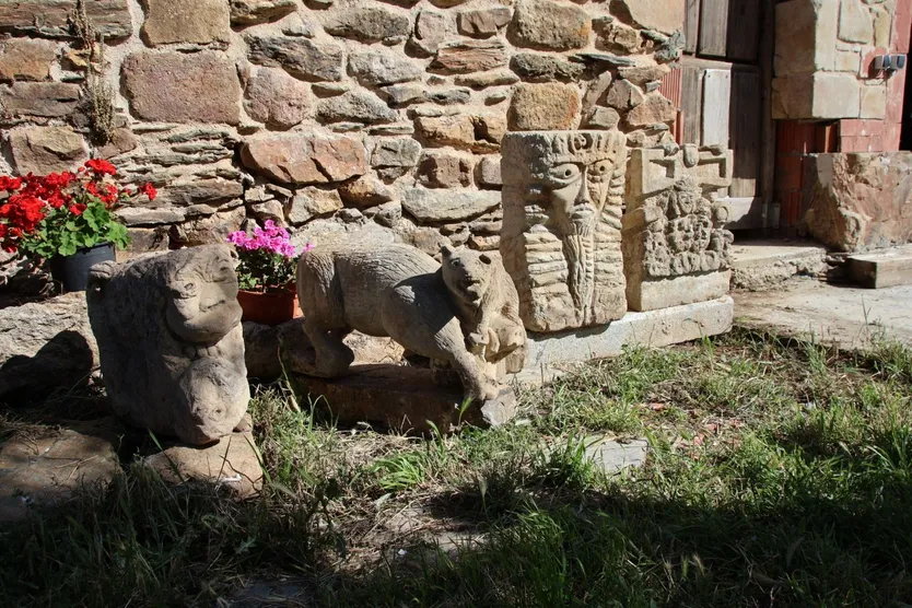 Obras del escultor salmantino Manuel Tomé