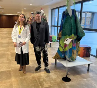Presentación Fashion Art en el Hospital Universitario