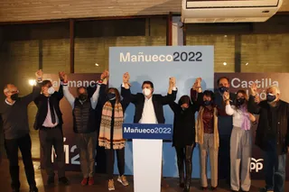 Alfonso Fernández Mañueco, clausura un acto de cierre de la campaña electoral en Salamanca | Fotos: Andrea M