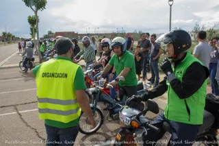 II Concentración motocicletas y ciclomotores clásicos en Doñinos (1)