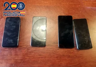 Móviles sustraídos en un establecimiento cárnico de la calle Rúa Mayor