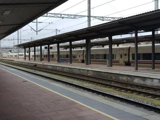 Estación de tren de Salamanca. RENFE. ADIF. Vialia. Trenes en Salamanca. Foto de archivo. S24H