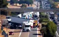 Un fallecido en un accidente entre dos camiones y dos turismos en la A-62, en sentido Salamanca. Redes