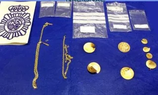 Detienen a un hombre por estafar más de 26.000 euros en un establecimiento de compraventa de oro