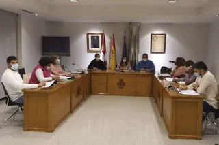 Un momento del pleno municipal en el Ayuntamiento de Peñaranda