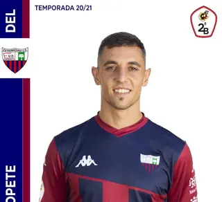 Nando Copete con la camiseta del Extremadura Unión Deportiva