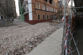 Preparativos para el derribo del edificio de la explosión de gas