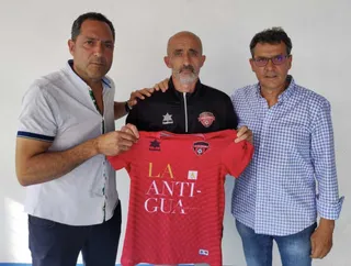 Óscar Martín, nuevo entrenador del Salamanca FF FOTO SALAMANCA FF