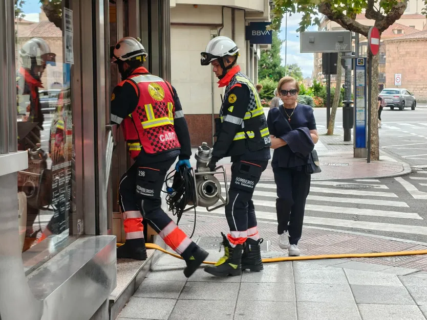 Intervención de los bomberos en Torres Villarroel