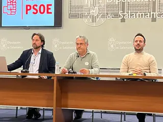 Antonio Cámara, Fernando Rubio y Carlos Fernández en una rueda de prensa en la Diputación de Salamanca