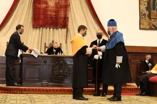 Frans Timmermans, doctor Honoris Causa por la USA 7