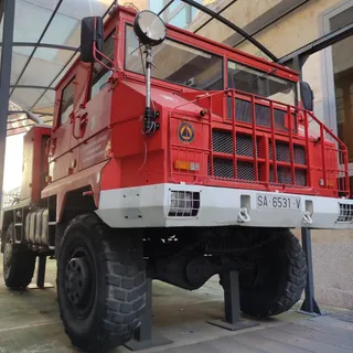 Un camión de Bomberos Pegaso 3046/10
