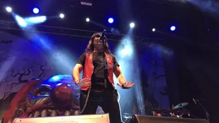 Mägo de Oz conquista a los bejaranos con Finisterra Ópera Rock