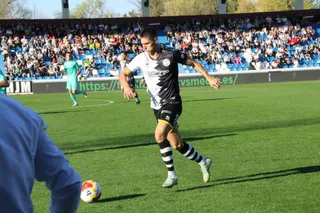 Farru, en una acción ante el Mérida | FOTO UNIONISTAS CF