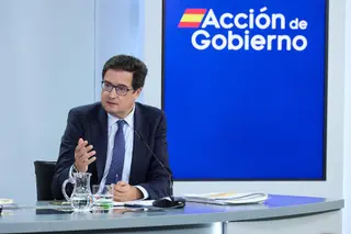 El ministro para la Transformación Digital y de la Función Pública, Óscar López, durante una rueda de prensa posterior a la reunión del Consejo de Ministros, en el Palacio de La Moncloa, a 15 de julio de 2025, en Madrid (España) | Jesús Hellín - Europa Press