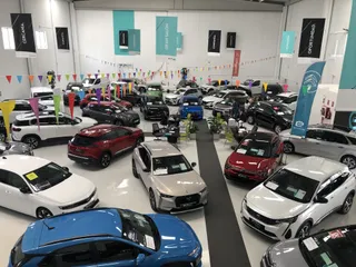 Nani Grupo Empresarial inaugura el Primer Salón de la Movilidad de Salamanca