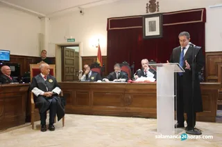 Entrega de la Medalla de Oro del Consejo General de Colegios Oficiales de Graduados Sociales de España (1)