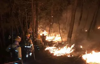 Fuego nocturno en Mijares