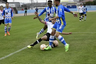 Imagen del choque entre la Arandina y el Salamanca CF UDS | FOTO SALAMANCA CF UDS