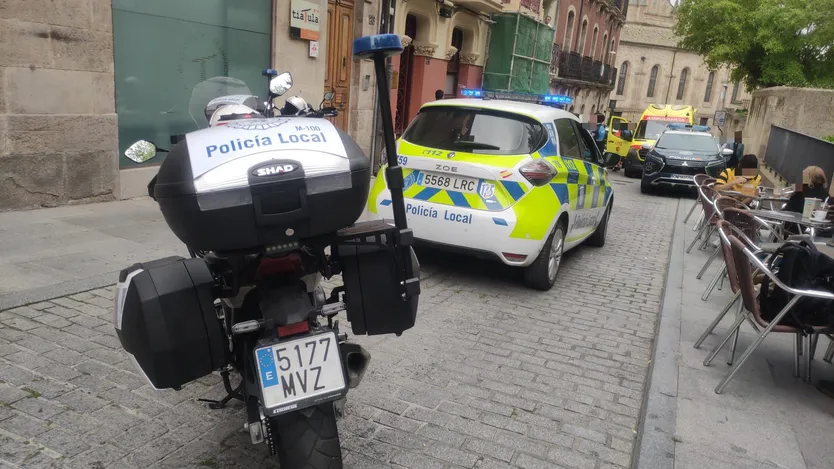 Despliegue en la calle Palominos con motivo de una pelea multitudinaria