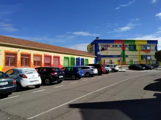 Colegio Villares de la Reina