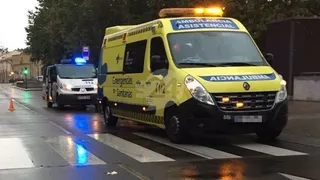 Herido un hombre de 76 años en un atropello en la avenida Reyes de España