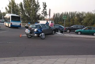 Accidente en la glorieta Leonardo da Vinci
