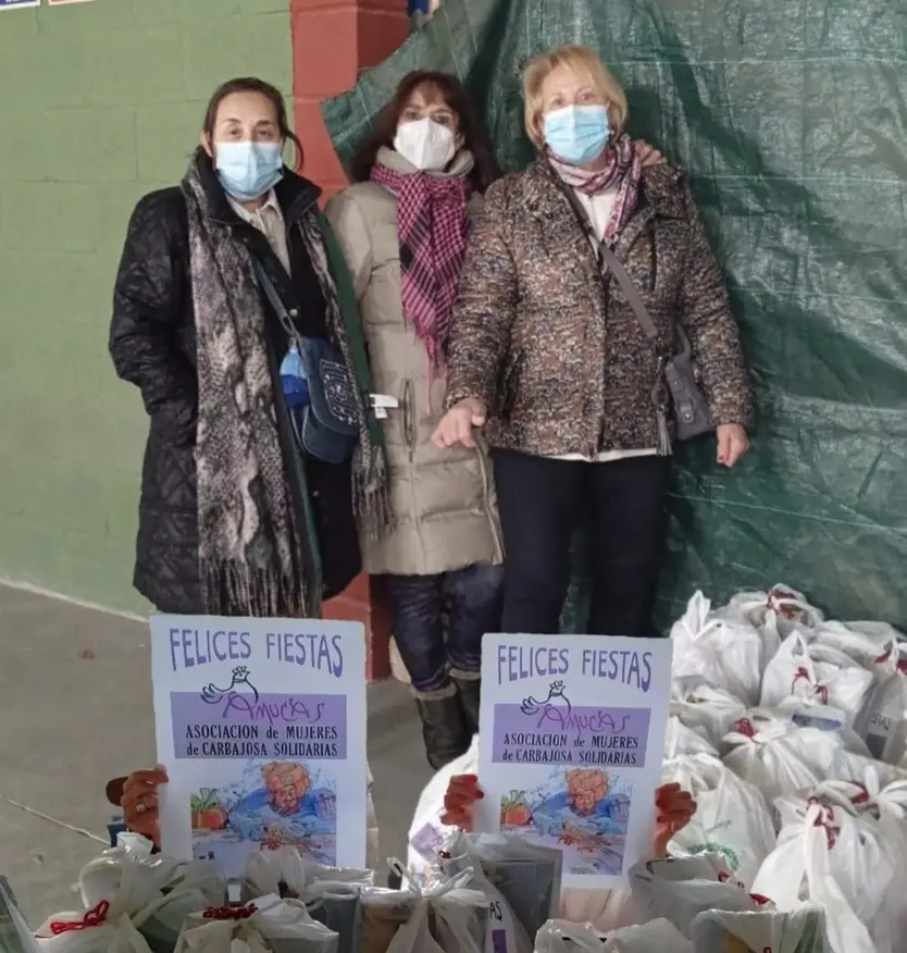 Donación alimentos AMUCAS (1)