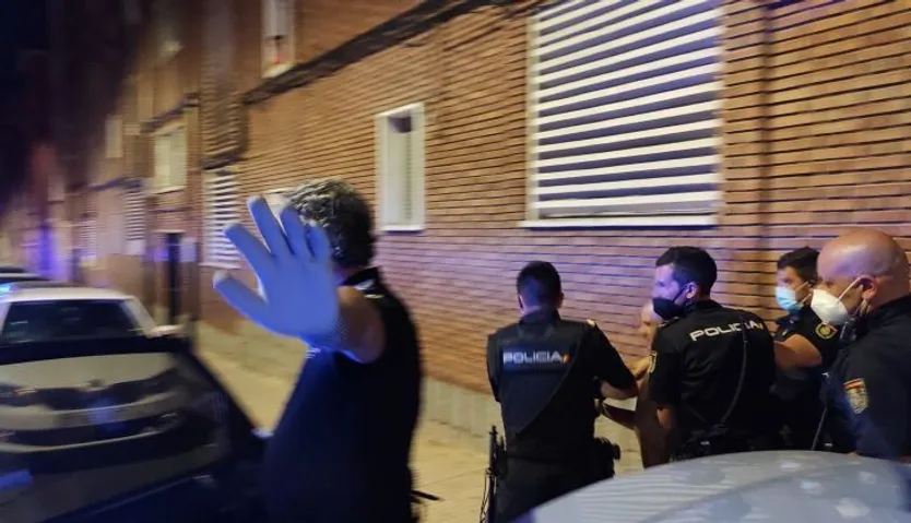 Detienen a un varón que atracó un estanco en la plaza de barcelona (1)