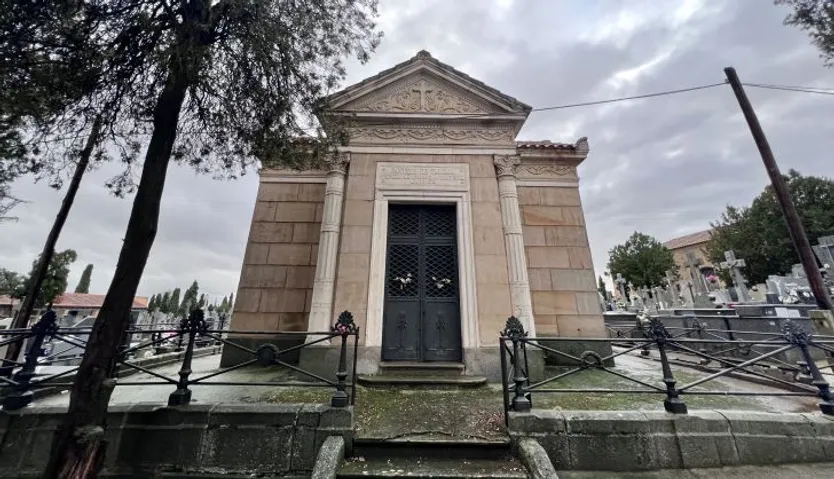 Mausoleo de Laureana Ramos