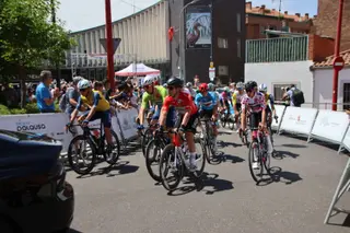 Salida II Vuelta Ciclista a Castilla y León Sub-23 y Élite