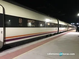 Tren en Salamanca. Foto SALAMANCA24HORAS.