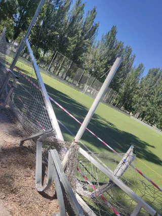Estado de una portería en La Aldehuela