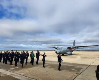 La Base Aérea de Matacán rinde honores a la Virgen de Loreto, patrona del Ejército del Aire. Foto @PSOESalamanca