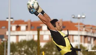 El Guijuelo ante el ‘muro’ de la Segunda B