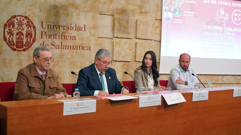 Presentación del Día del Fútbol Femenino en la UPSA