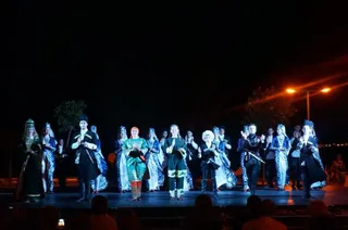 Villares de la Reina disfruta con el baile a ritmo de música del Cáucaso