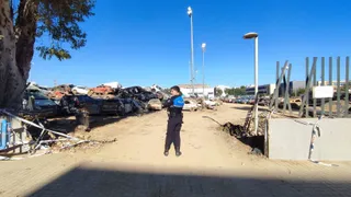 Efectivos de la Policía Local de Salamanca ayudan en la recuperación del municipio de Benetúser