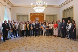 El Ayuntamiento de Salamanca reconoce la labor de 41 empleados municipales jubilados